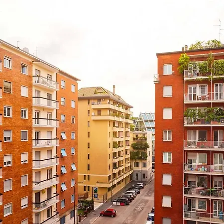 Unique 2 Bedrooms In Corso Como Apartament *