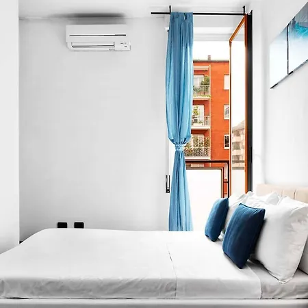 Unique 2 Bedrooms In Corso Como Apartament Mediolan